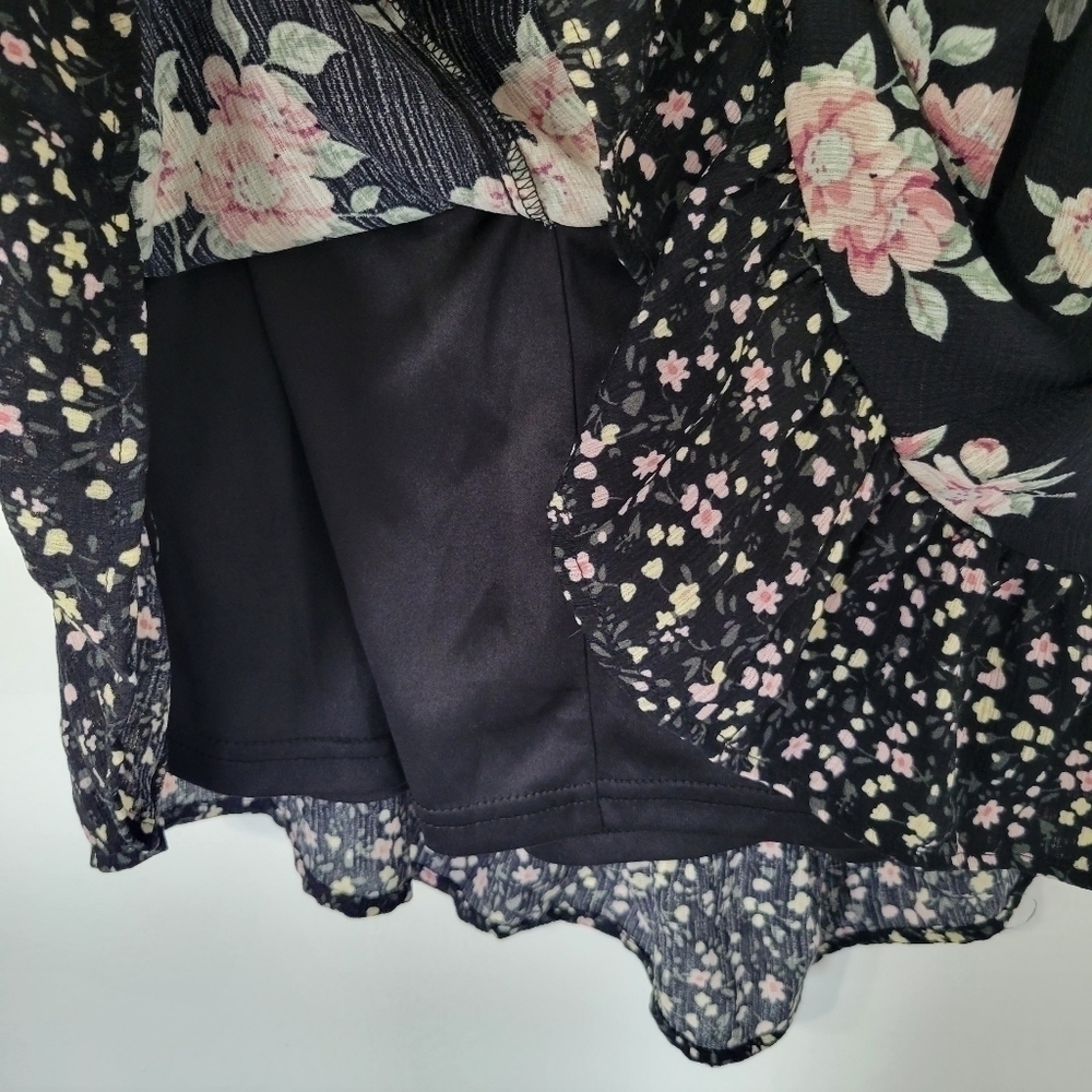 Lulu's Frances Black Floral Print Strapless Tie-Front Mini Dress Size XS - Picture 4 of 11